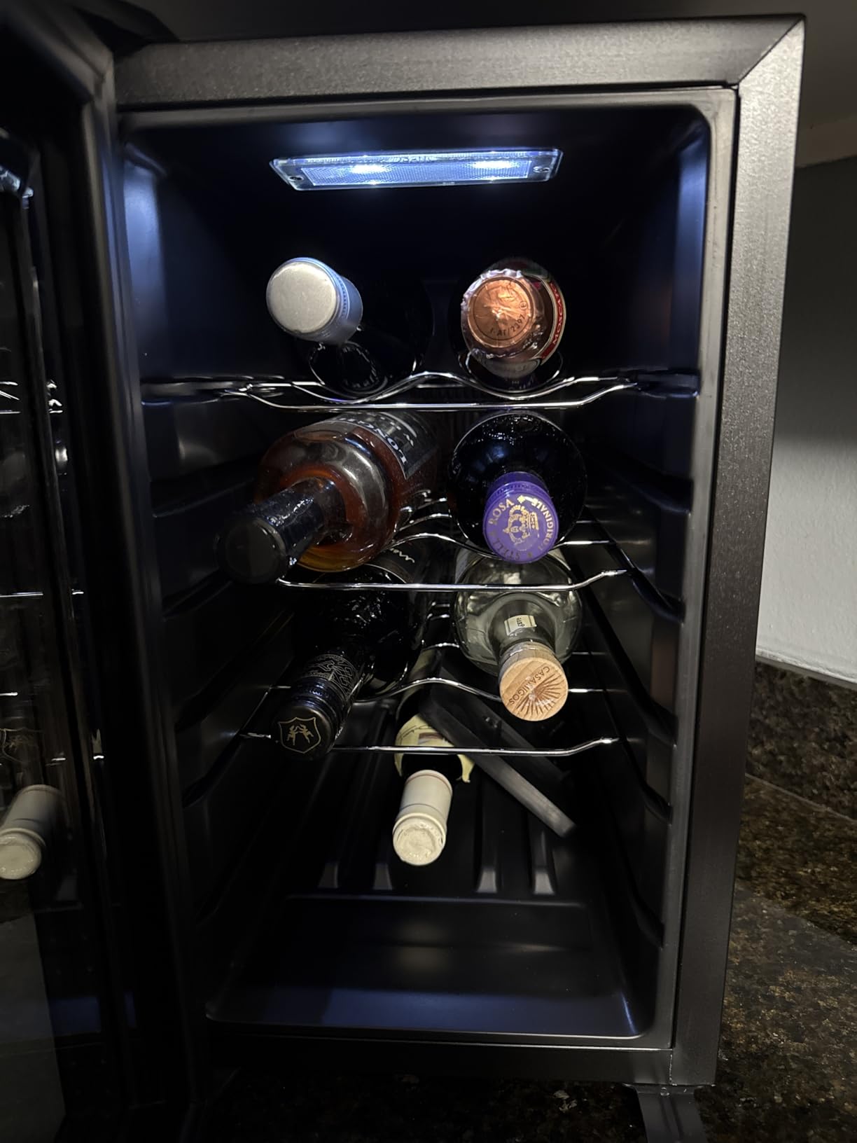 Cuisinart CWC-800CEN 8-Bottle Private Reserve Wine Cellar customer photo 2