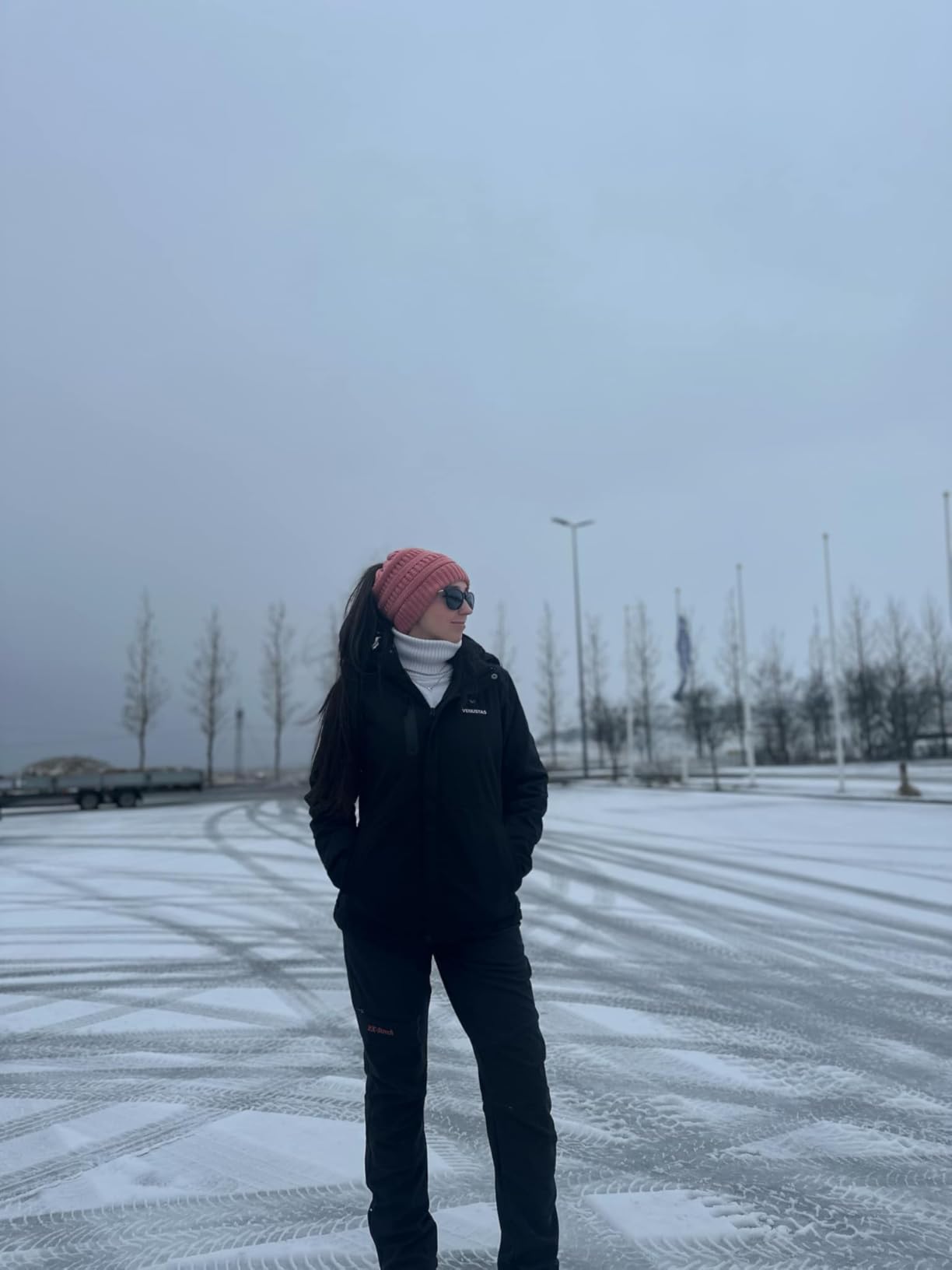 Venustas Women's Heated Jacket with Battery Pack, Waterproof & Windproof Electric Insulated Heated Coat With Detachable Hood customer photo 1