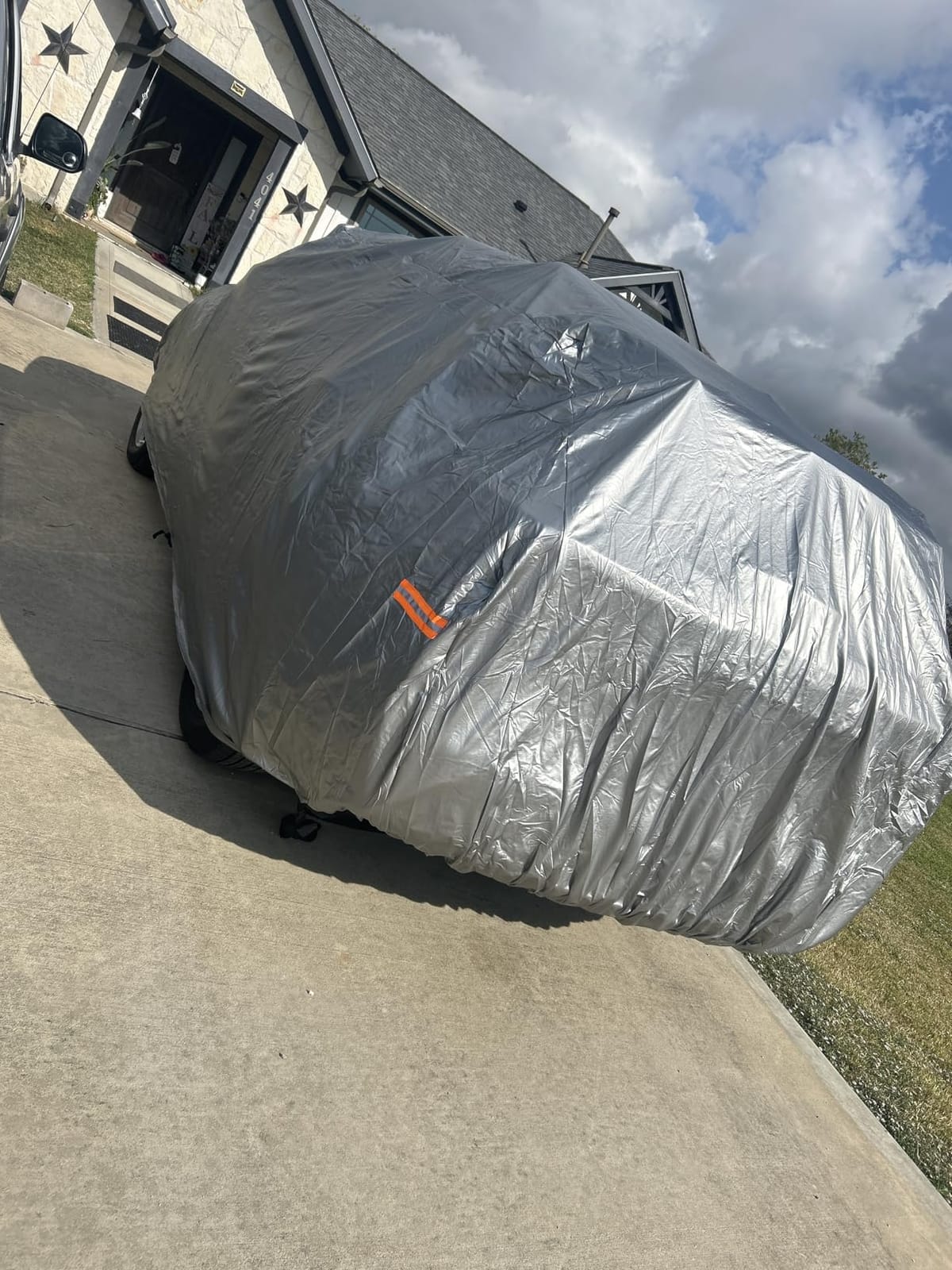 Motor Trend SafeKeeper Heavy Duty Car Cover Waterproof All Weather, Multi-Layered Truck SUV Car Cover for Snow Rain Sun UV Protection, Full Exterior Car Covers for Automobiles (Fits up to 210