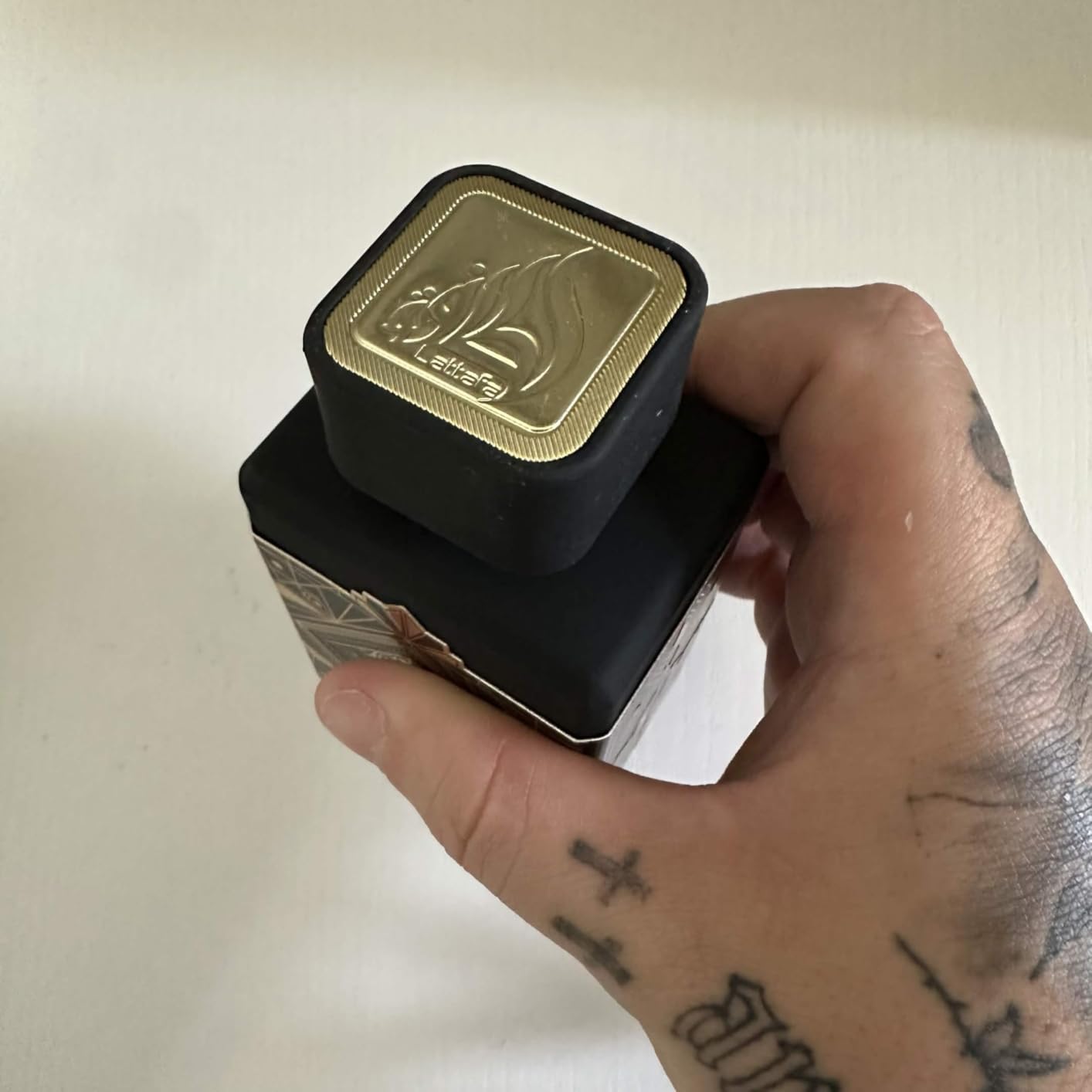 Lattafa Perfumes Bade'e Al Oud, Oud for Glory for Unisex Eau de Parfum Spray, 3.4 Ounce customer photo 2