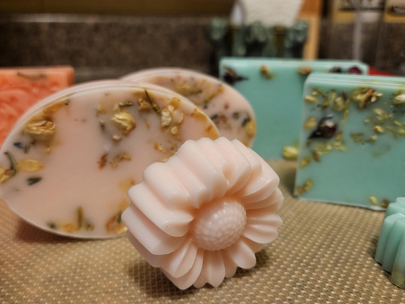 Soap Making Kit for Adults, Make Your Own Soap with Melt & Pour - DIY | Gentle soap supplies 6 Essential Oils Silicone Soap Mold Spoon Dried Flowers 1.5lbs Goats Milk Soap Base, 4 Dyes, Labels customer photo 1