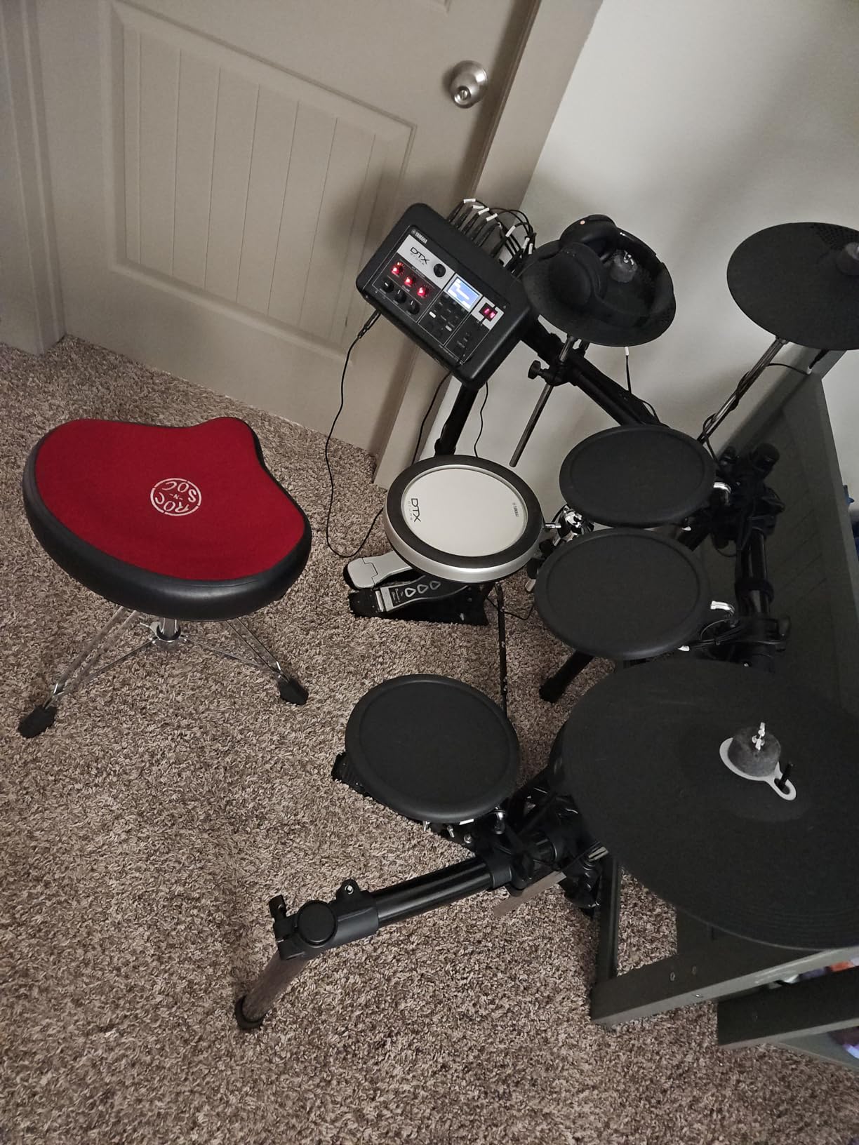 Yamaha DTX6K-X Electronic Drum Set with DTX-PRO Module, 70 Premium Customizable Kits, Kit Modifier Controls, USB Audio/MIDI, Silent Silicone Heads, DTX Touch Sound Editor Smart App customer photo 2