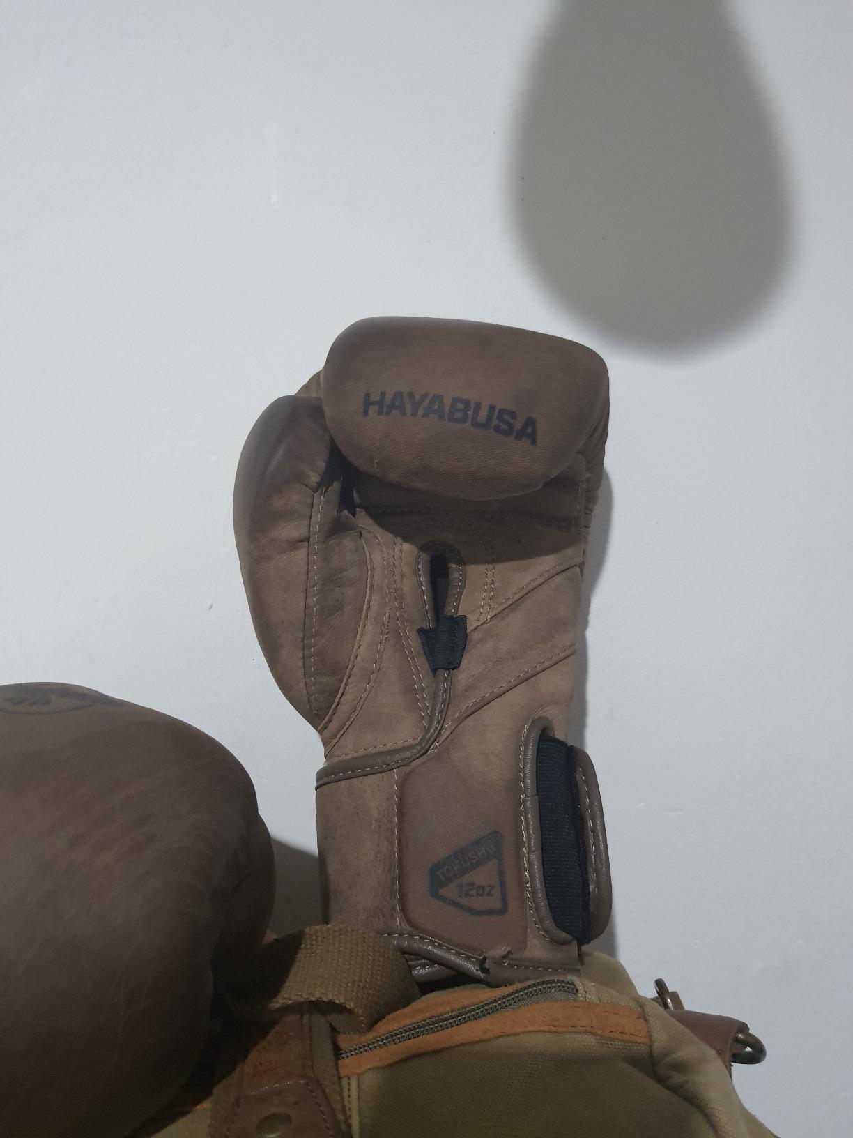 Hayabusa T3 LX Leather Boxing Gloves - Leather Boxing Gloves, Training Gloves Men and Women, Sparring Gloves, Heavy Bag Gloves, 16oz Boxing Gloves, Muay Thai Gloves customer photo 2