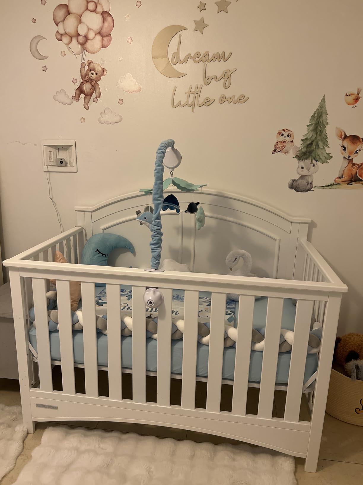 Delta Children Perry 6-in-1 Convertible Crib - Greenguard Gold Certified, Bianca White customer photo 2