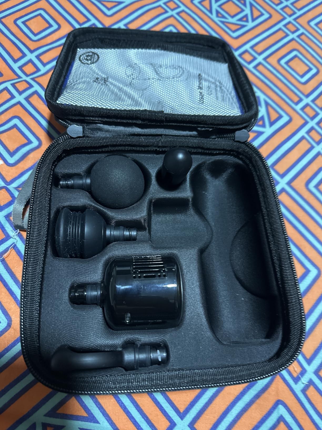 BOB AND BRAD Q2 Mini Massage Gun, Pocket-Sized Deep Tissue Massager Gun, Portable Percussion Muscle Massager Gun customer photo 2