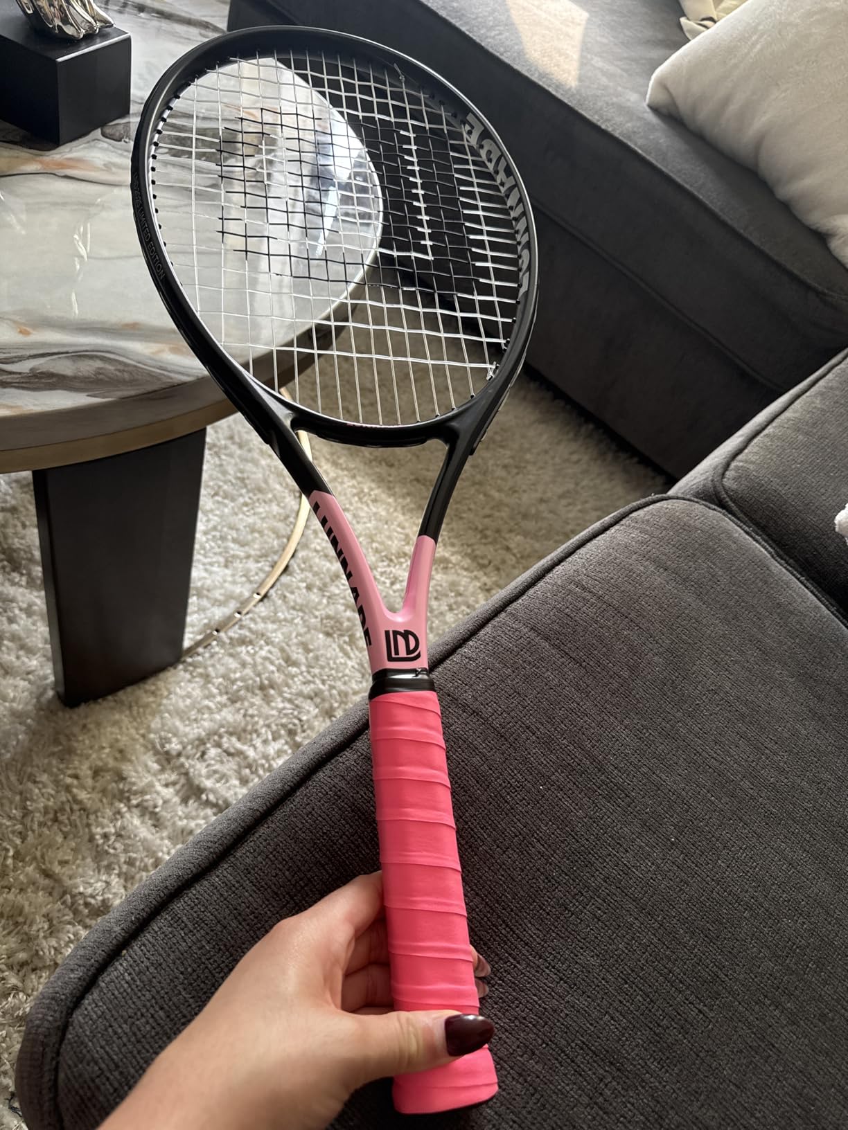 Adults Tennis Racket 27 Inch, Shockproof Carbon Fiber Tennis Racquet Light-Weight, Pre-Strung and Regrip, Suitable for Beginners to Intermediate Players customer photo 1
