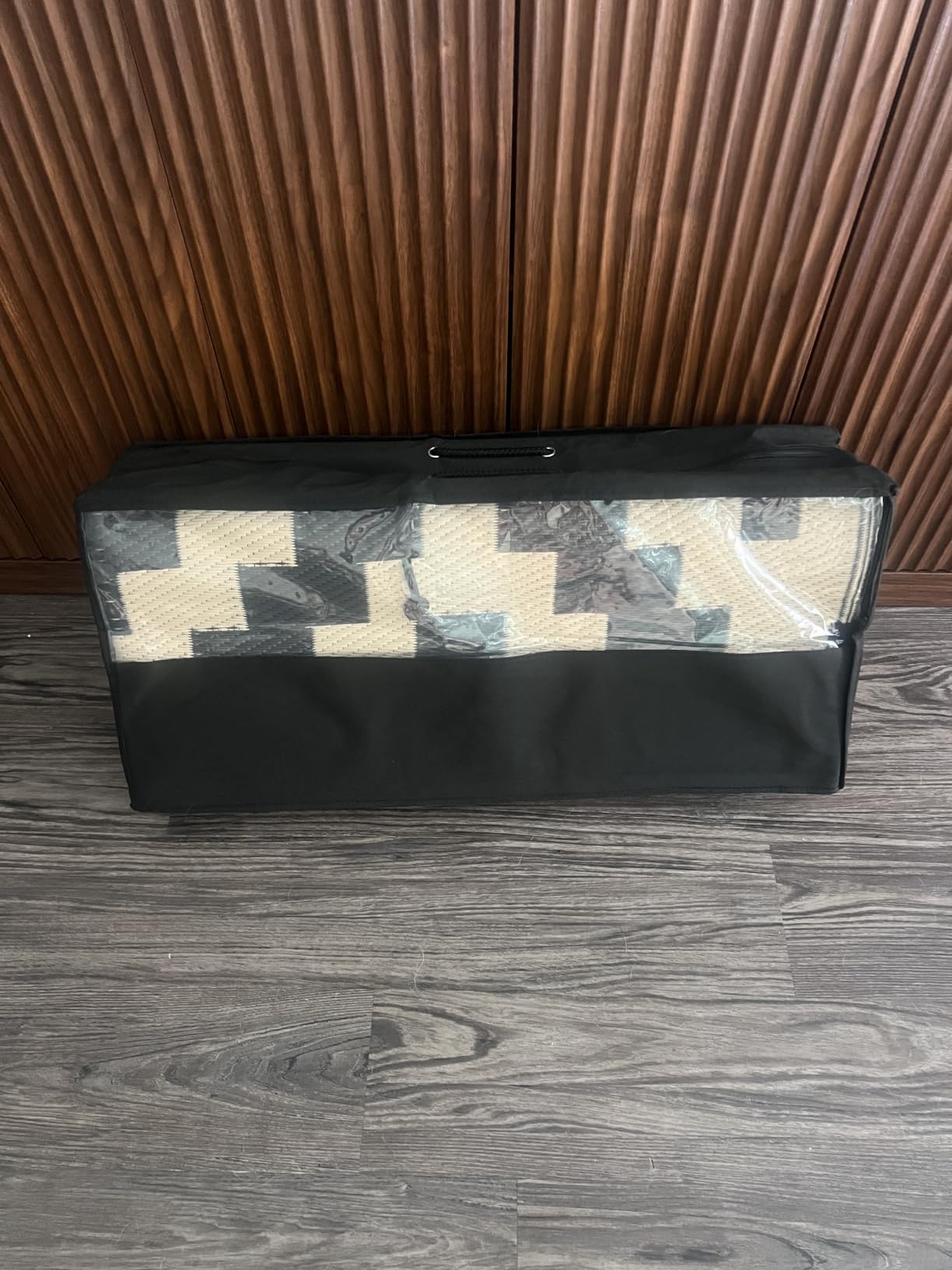 SAND MINE Waterproof Outdoor Rug 5x8 ft, Plastic Reversible Rug, Modern Area Rug, Large Floor Mat for Outdoors, RV, Patio, Backyard, Deck, Picnic, Beach, Camping, Black Grey Lattice customer photo 1