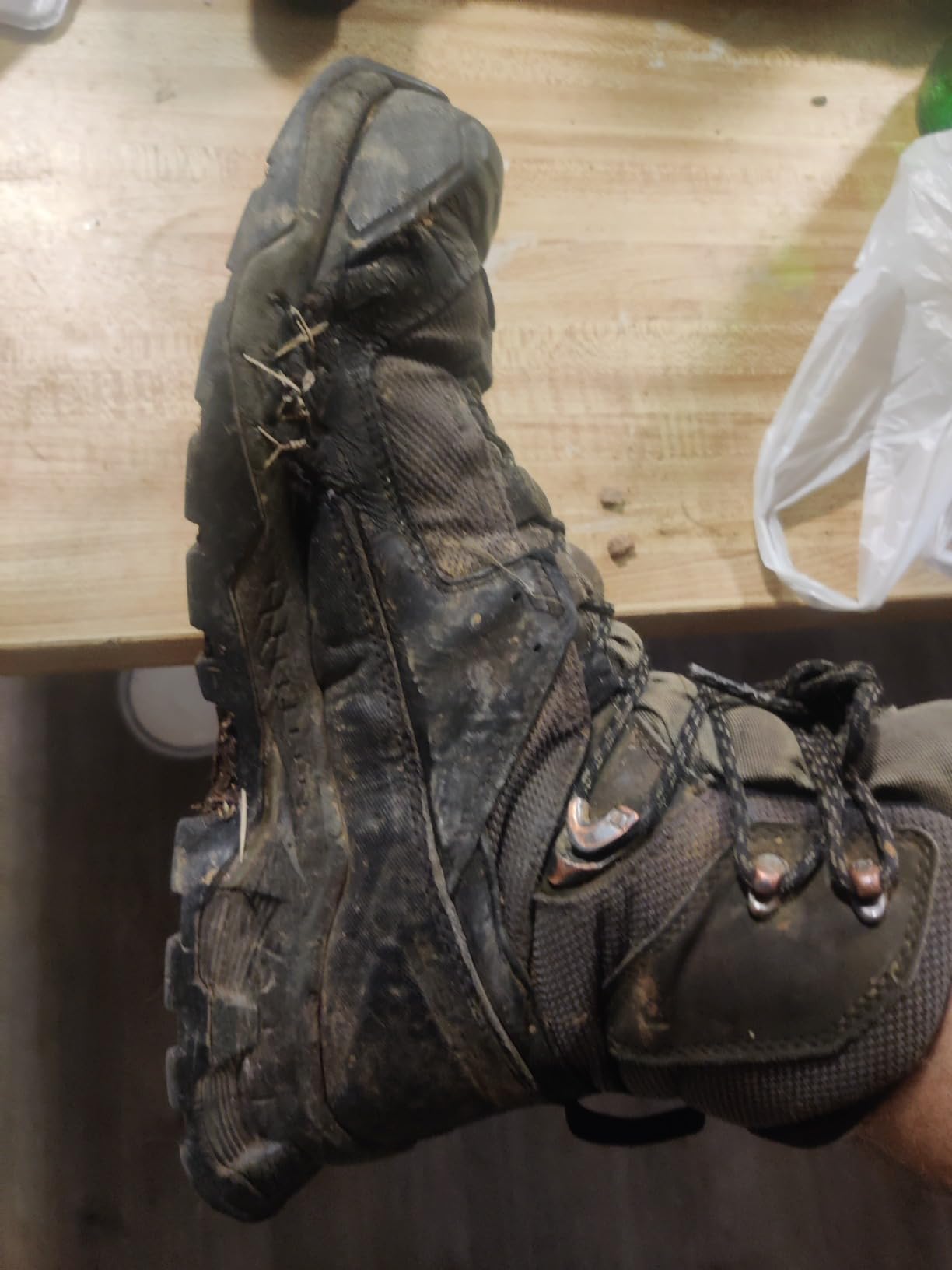 Salomon Men's Quest Element Gore-Tex Waterproof Hiking Boots customer photo 2