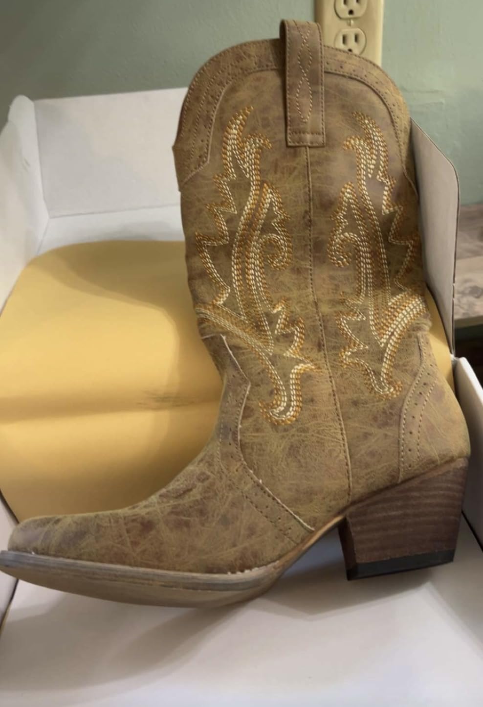 HISEA Rollda Cowboy Boots for Women Western Cowgirl Boots Mid Calf customer photo 2