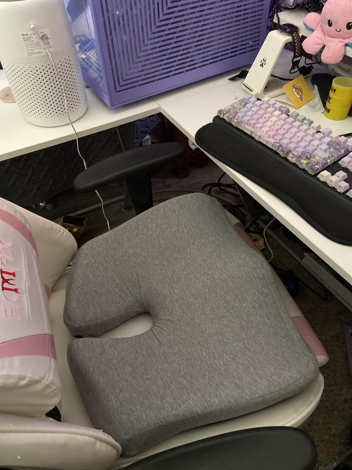 C CUSHION LAB Patented Pressure Relief Seat Cushion for Long Sitting Hours on Office/Home Chair, Car, Wheelchair - Extra-Dense Memory Foam for Hip, Tailbone, Coccyx, Sciatica - Light Grey customer photo 2