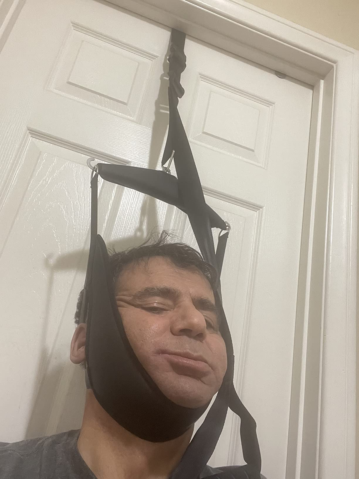 comness Cervical Neck Traction Device Over Door for Home Use, Portable Neck Stretcher Hammock for Neck Pain Relief, Physical Therapy AIDS for Neck Decompressor customer photo 2