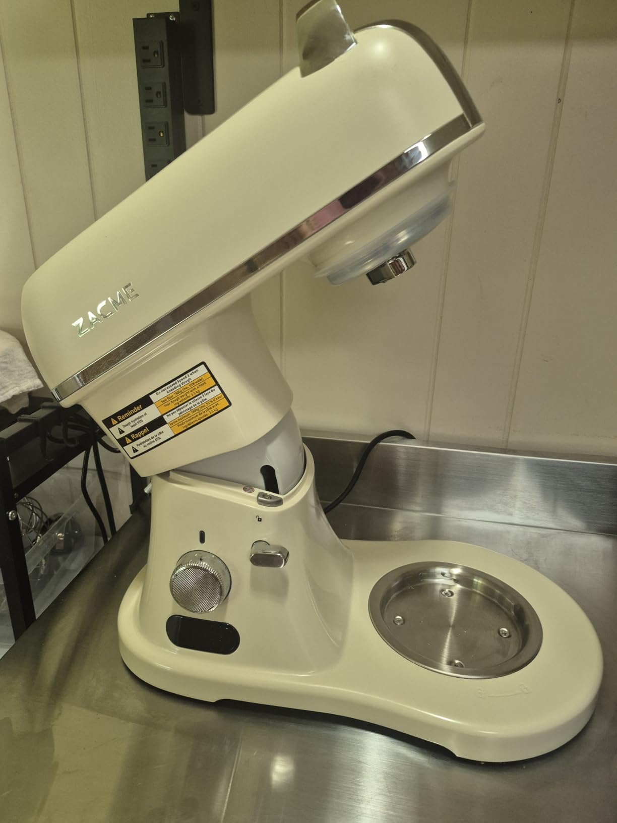 ZACME 8.4QT Commercial Stand Mixer 800W with Aluminum Die Casting Meets the Standard of NSF/ANSI 8-2023, Mixers Kitchen Electric Stand Mixer with Stainless Steel 8L Bowl, Dough Hook, Whisk and Beater customer photo 1