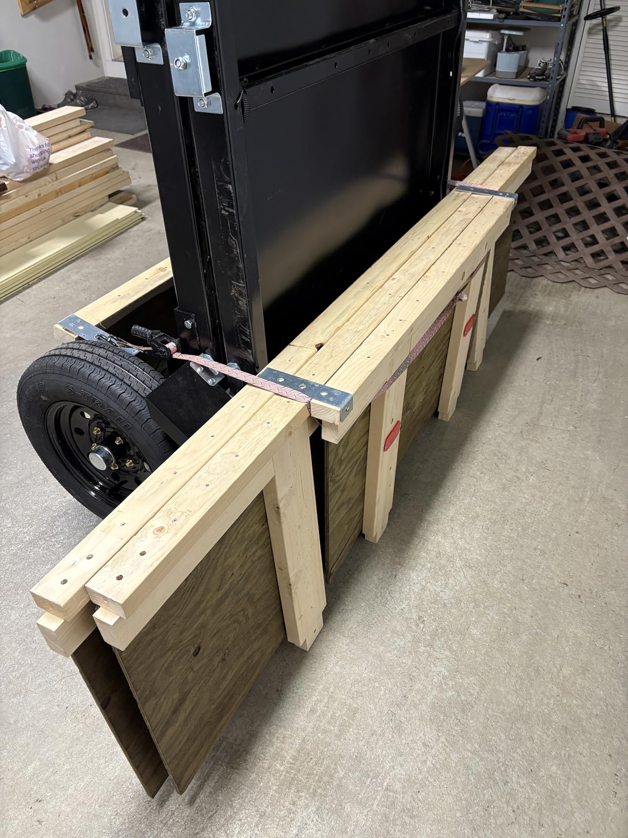 DK2 4 x 8 Single Axle Folding Utility Trailer, Load Capacity 1450 lb, Deck Length 8 ft, Deck Width 4 ft, Model# MFT4X8 customer photo 1