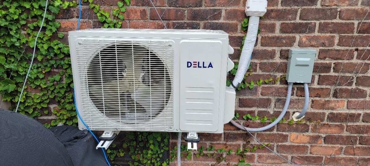 DELLA Vario Series 12000 BTU Mini Split Air Conditioner Work with Alexa with 1 Ton Pre-Charged Heat Pump Ductless Inverter System, 23 SEER2, Cools Up to 550 Sq. Ft, 16.4ft Installation Kit Included customer photo 2