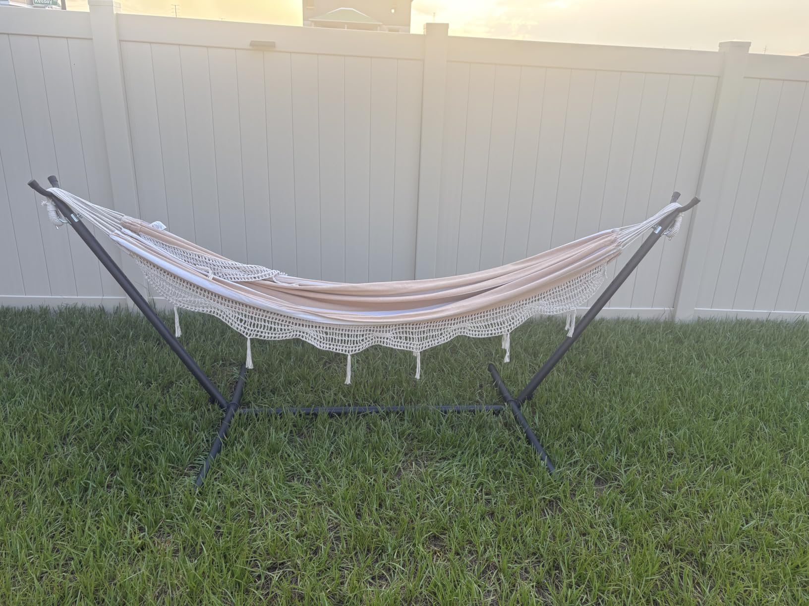 Amazon Basics Double Hammock with 9-Foot Space Saving Steel Stand and Carrying Case, 2 Person, 450 lb Capacity, Beige Stripe with Lace, 110