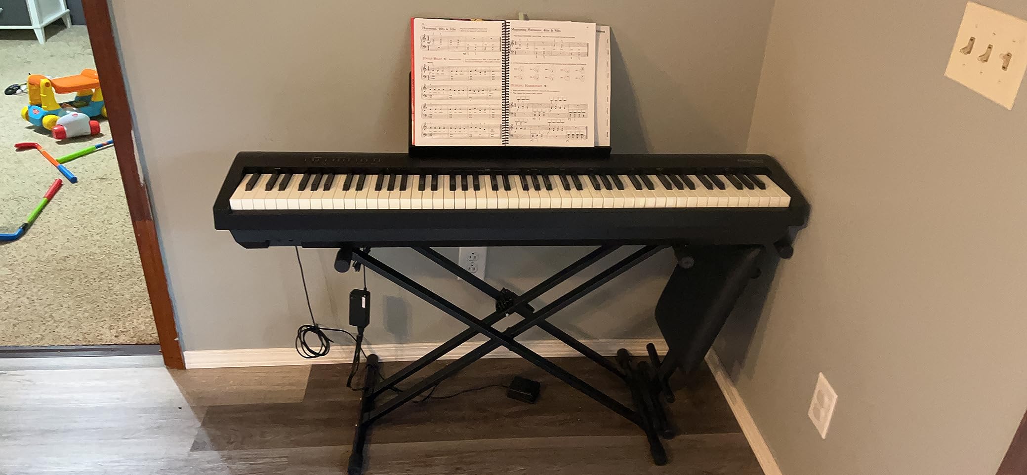 Roland FP-30X 88-Key Digital Piano - Black Bundle customer photo 1