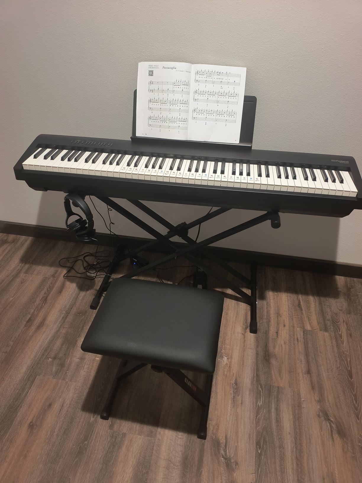 Roland FP-30X 88-Key Digital Piano - Black Bundle customer photo 2