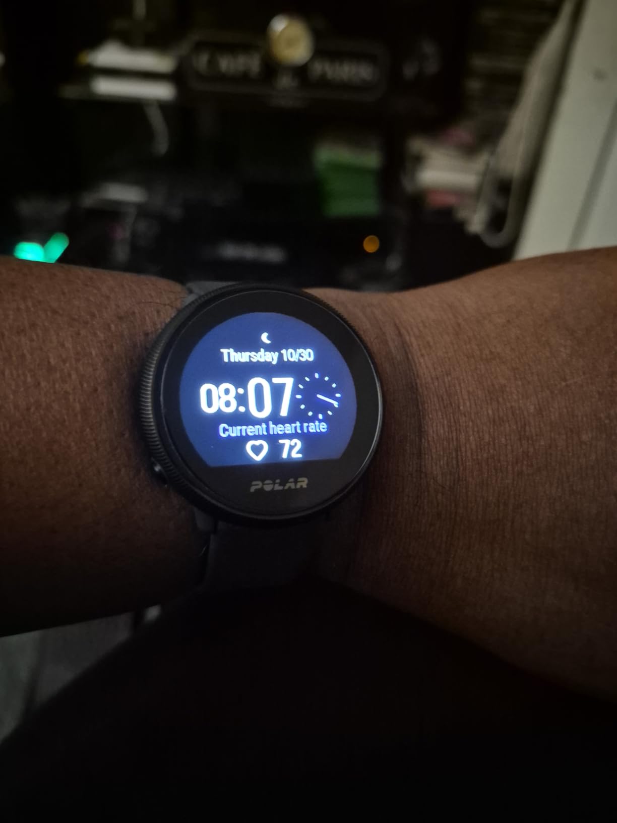 POLAR Ignite 2 Series Water Resistant Smartwatch with GPS, Heart Rate Monitoring, Sleep Analysis and Personalized Fitness Tracking, S-L, for Men or Women, Black customer photo 2