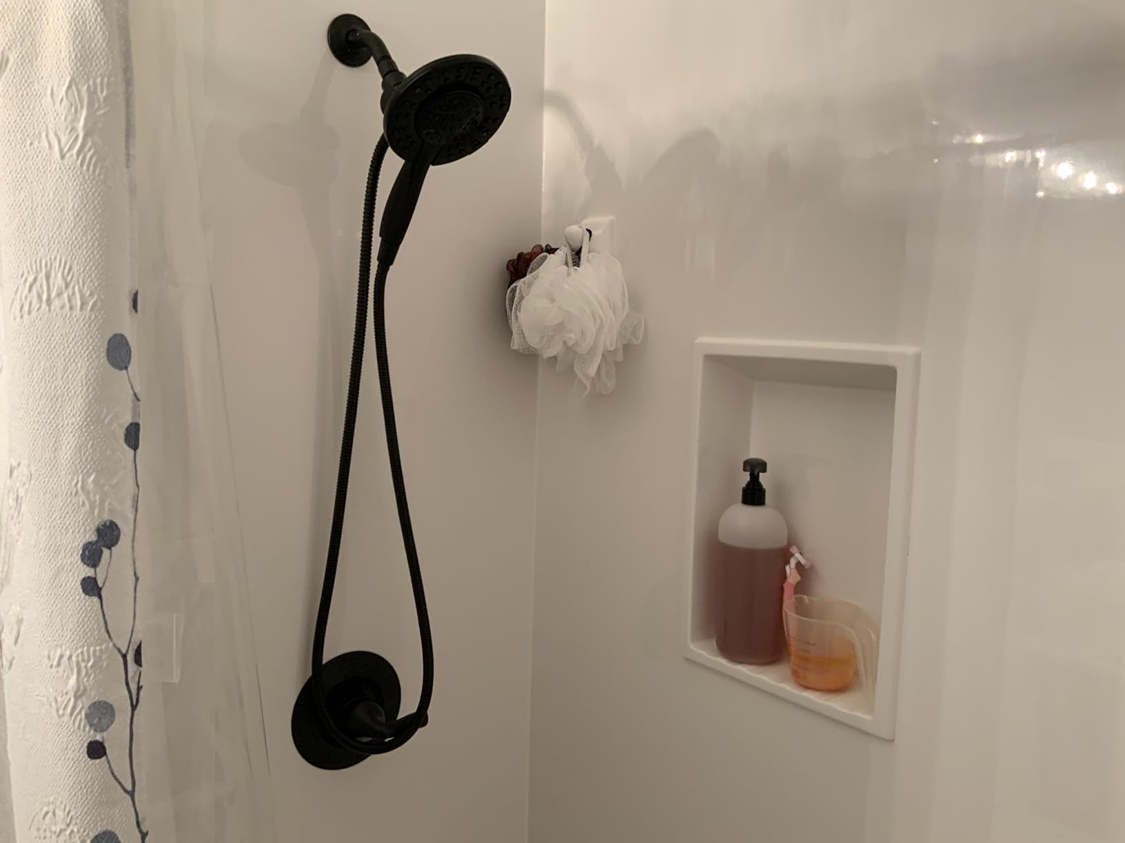Delta Arvo 14 Series Brushed Gold Shower Faucet Set with In2ition 2-in-1 Dual Shower Head with HandHeld Spray Combo, Valve Trim Kit, Champagne Bronze 142840-CZ-I (Valve Included) customer photo 2