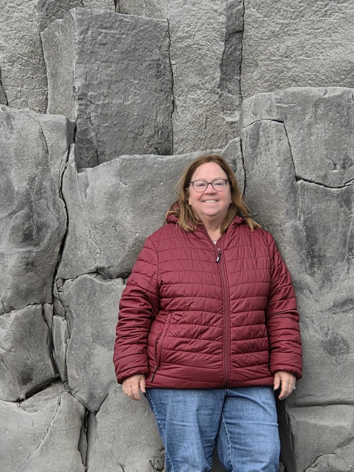 Outdoor Ventures Women's Packable Lightweight Full-Zip Puffer Jacket with Hood Quilted Winter Coat customer photo 1