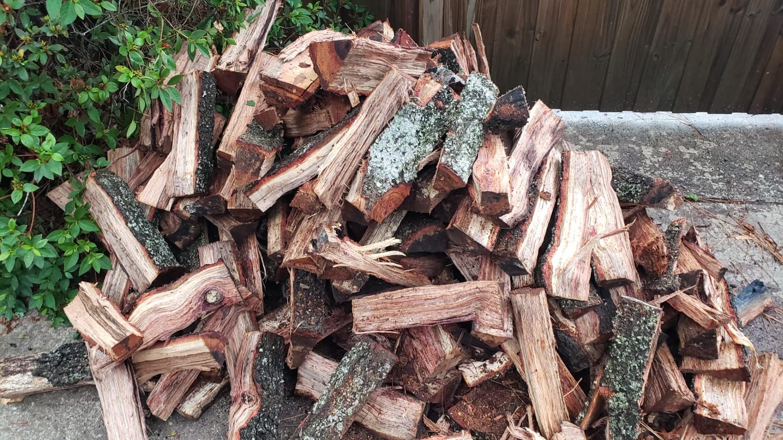 SuperHandy Log Splitter Portable 20 Ton Rapid Auto Return Ram System Bucher Gear Pump 7HP Engine Horizontal Full Beam Steel Wedge Firewood Splitting customer photo 1