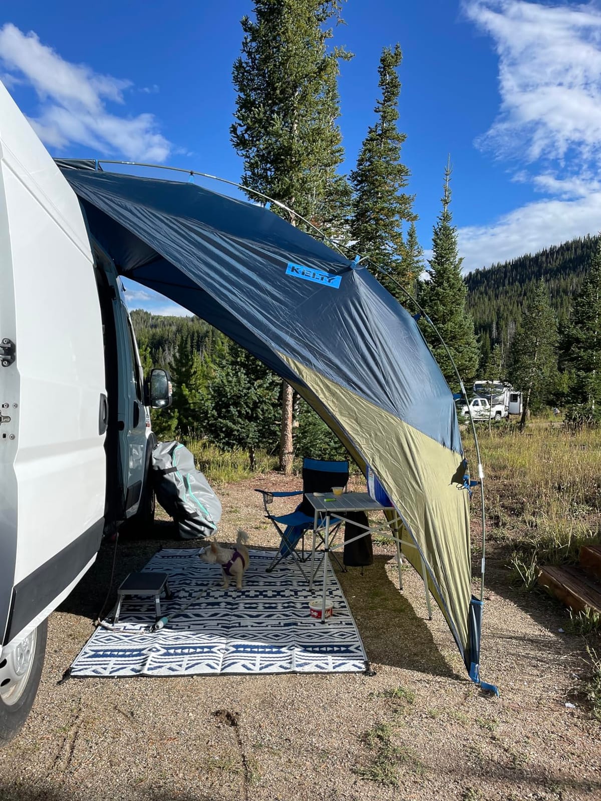 Kelty Sideroads Awning Shelter for Car Camping, Tailgating, and Summer Beach Trips, Protection from Elements and UV, Universal Mount, Sturdy Steel Frame, Easy Setup customer photo 1