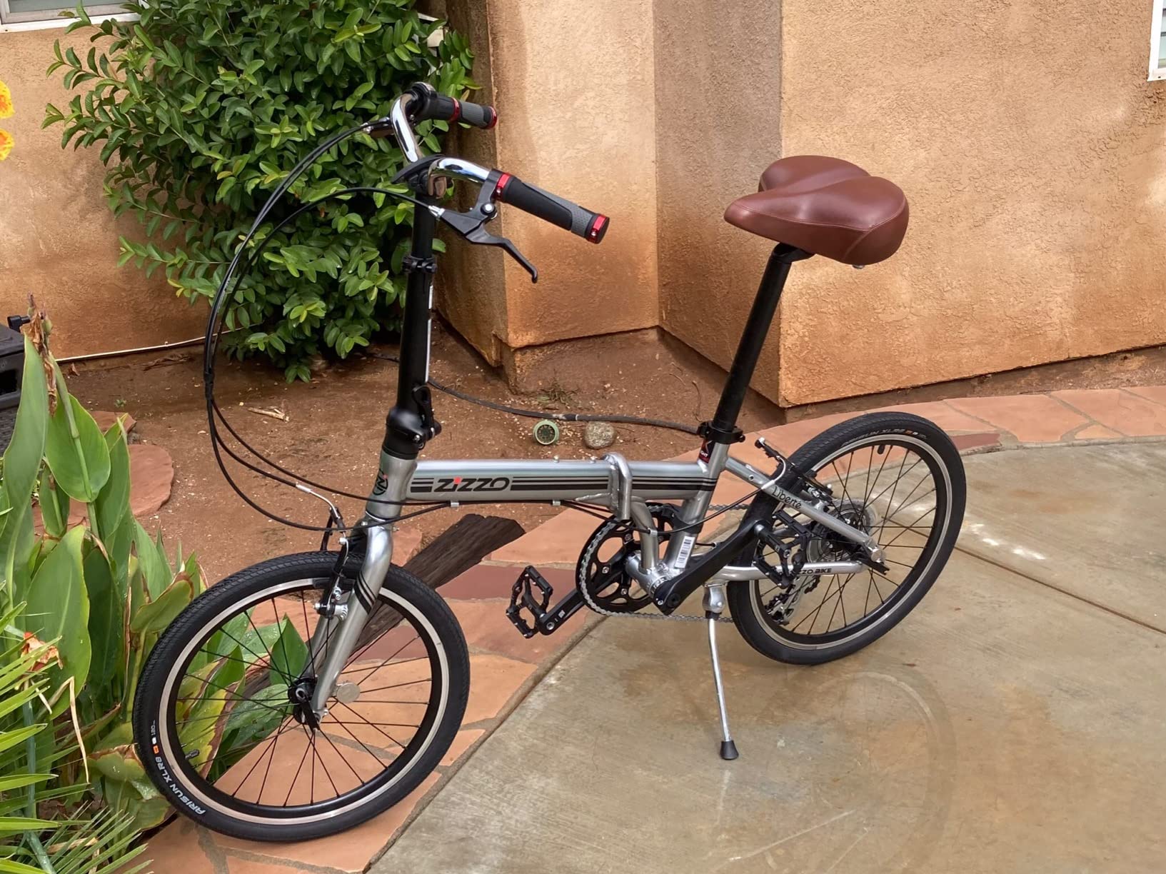 ZiZZO Liberte Plus 23 lb Lightweight Aluminum Alloy 20-Inch 8-Speed Folding Bicycle with Quick Release Wheels customer photo 1