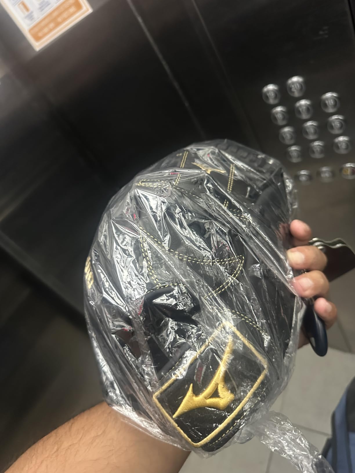 Mizuno MVP Prime Baseball Glove customer photo 1