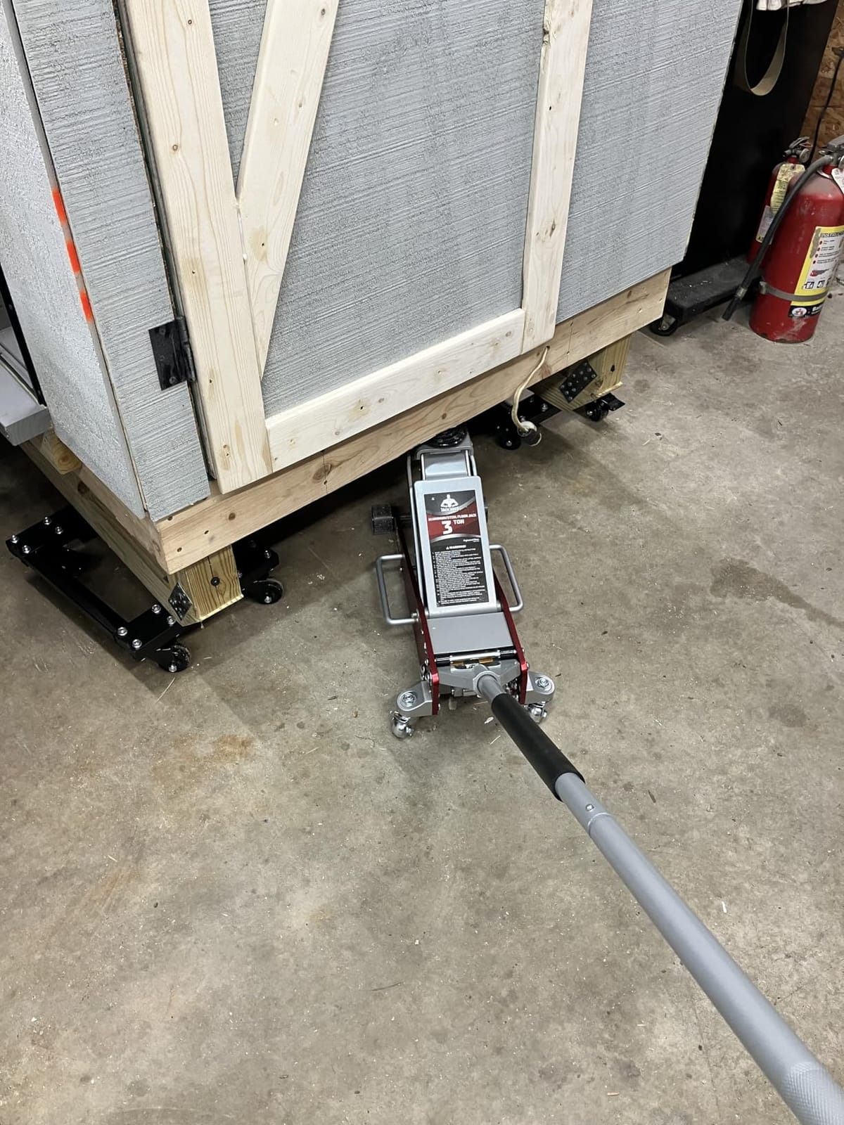 Jack Boss 3 Ton Low Profile, Aluminum and Steel Racing Floor Jack with Dual Pistons Quick Lift Pump customer photo 2