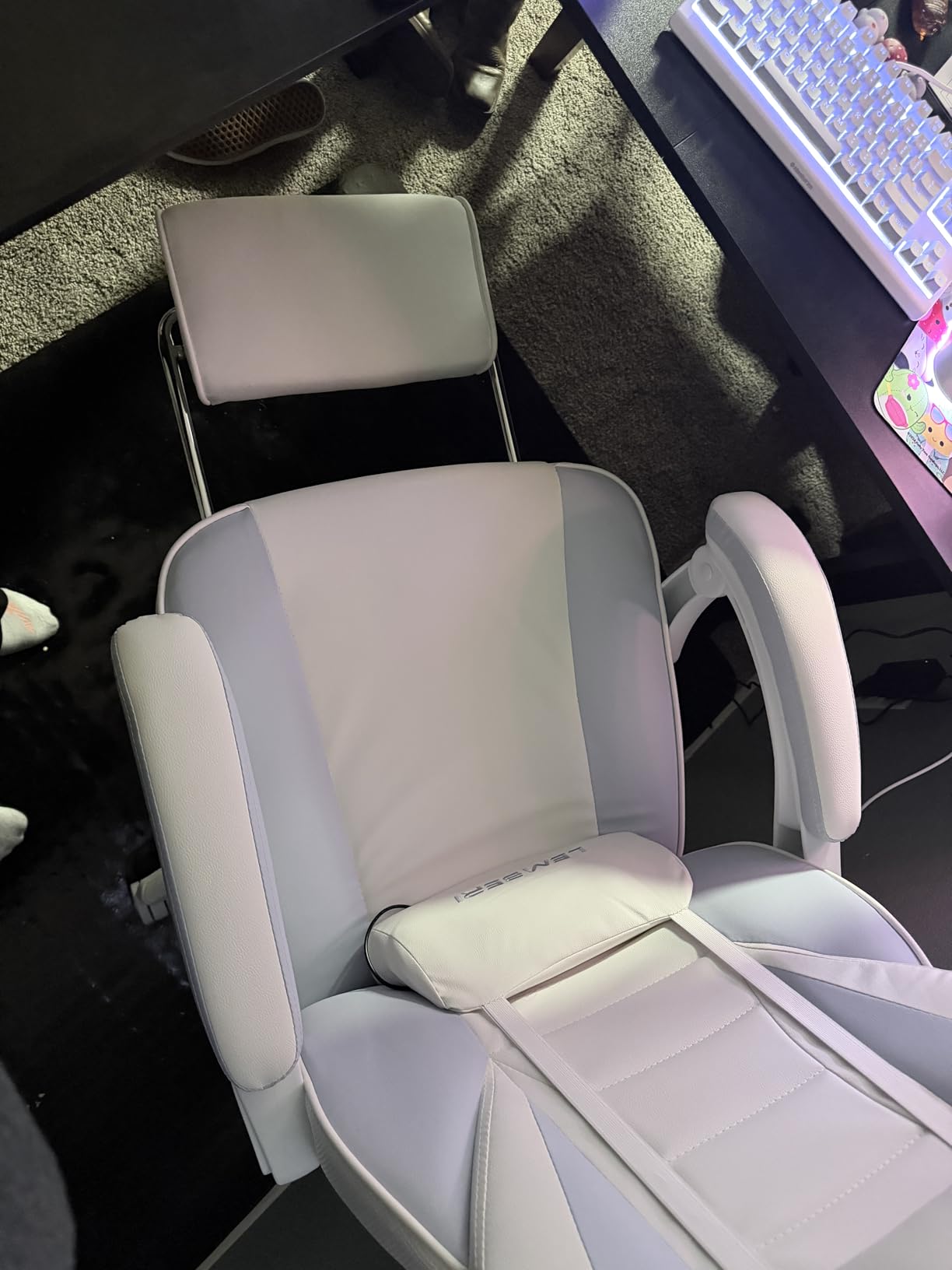 LEMBERI Big and Tall Gaming Chair, 400lb Capacity, Heavy-duty steel frame, wide seat and high back, PU leather, reinforced footrest, linkage armrests for PC desk and office customer photo 2