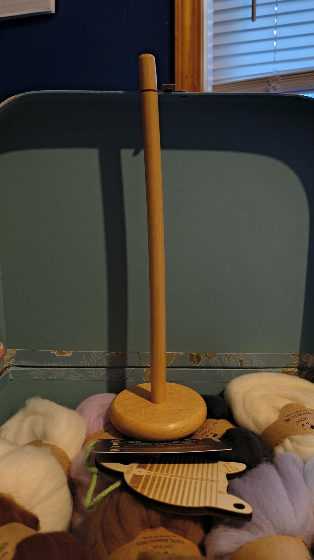 DICHA 3 Inch Drop Spindle Kit - High Low Whorl Wooden Spindles with 8 Oz Merino Wool/Top and Instructions - Weaving Spinning Wheels for Beginners customer photo 2