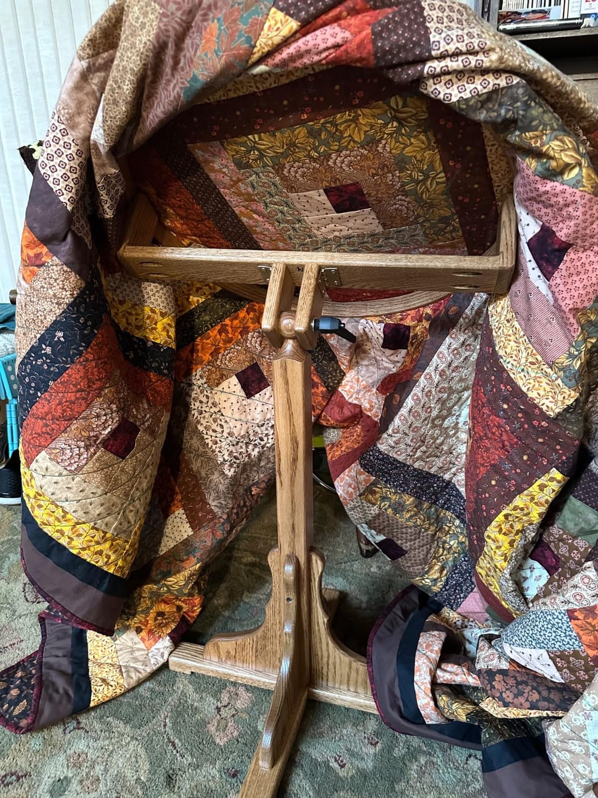 DutchCrafters Solid Oak Wood 22 Inch Round Extra Large Tilting Quilt Hoop with Stand, Quilting Frame for Hand Quilting - Amish Made in America (Medium Walnut) customer photo 2