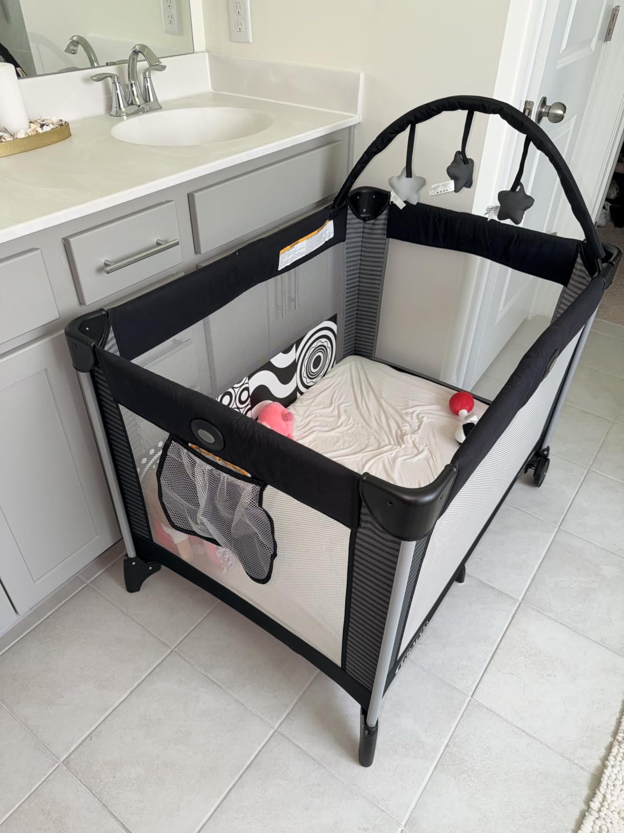 Graco Pack 'n Play On The Go Playard, Kaden customer photo 1