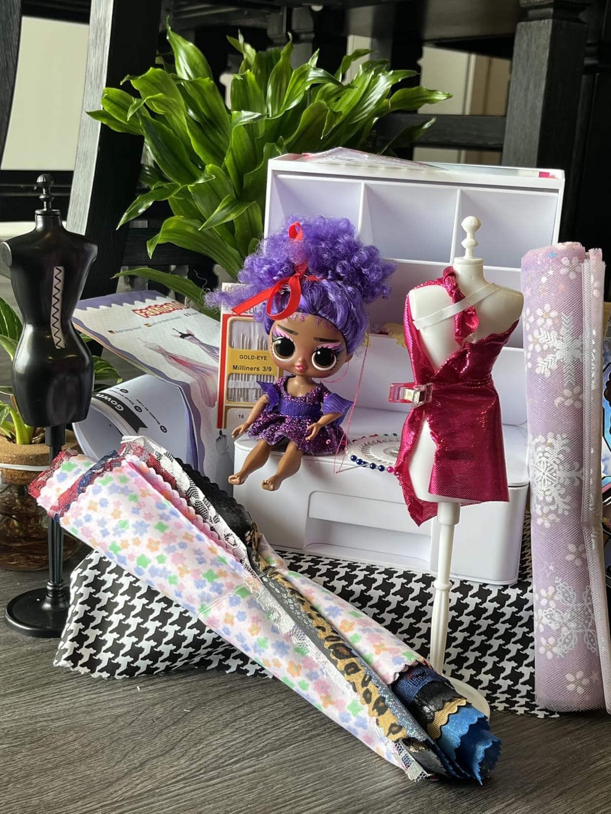 Fashion Designer Kits for Girls with 6 Mannequins, 800+ Crafts Kit for Kids | Arts and Crafts, No-sew & sewing modes, Birthday gifts for girls ages 6-12, Kids fashion design kit, Doll Clothes Sewing kit customer photo 2
