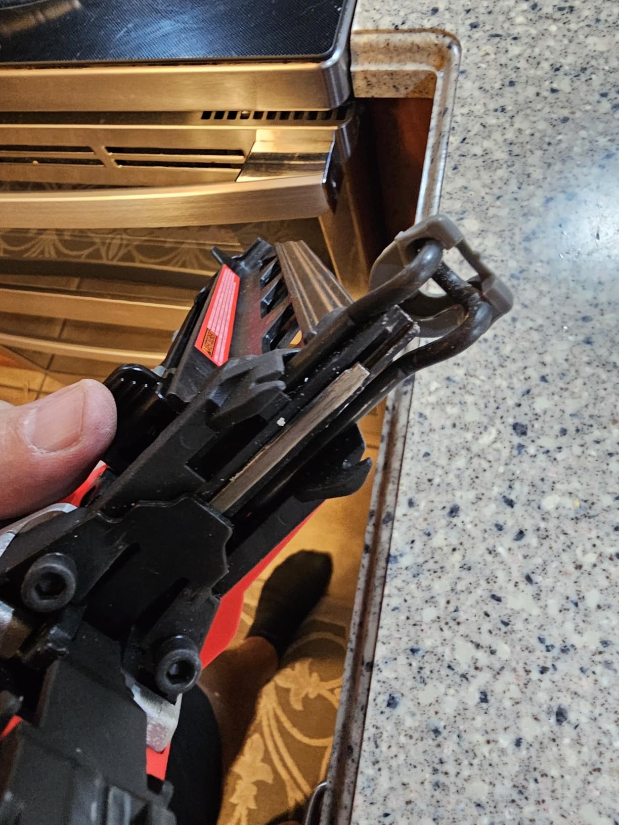 CRAFTSMAN V20 Cordless Finish Nailer, 16 Gauge, Bare Tool Only (CMCN616B) customer photo 2