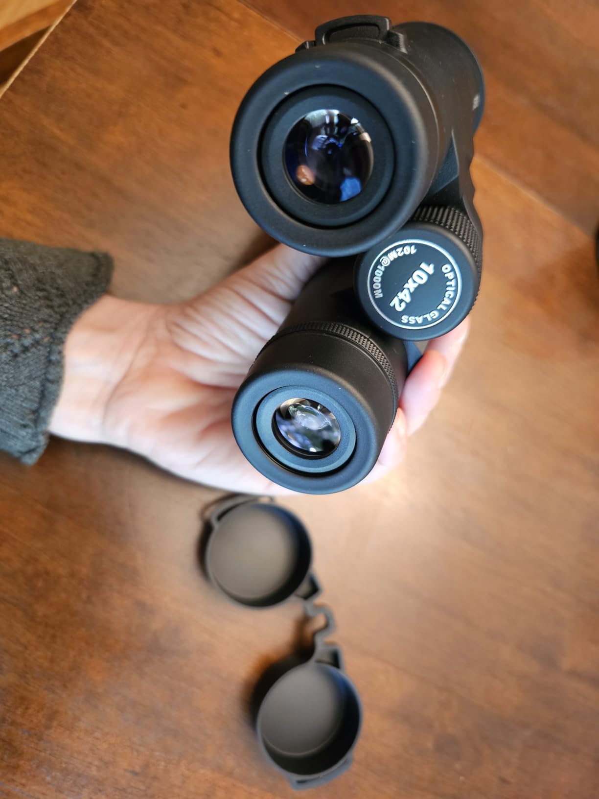 Gosky 10x42 Binoculars for Adults High Powered with Phone Adapter & Tripod | Super Bright, BAK4 Prism, IPX7 Waterproof, for Bird Watching Hunting Cruise Safari Travel Outdoor Sports Concert customer photo 2