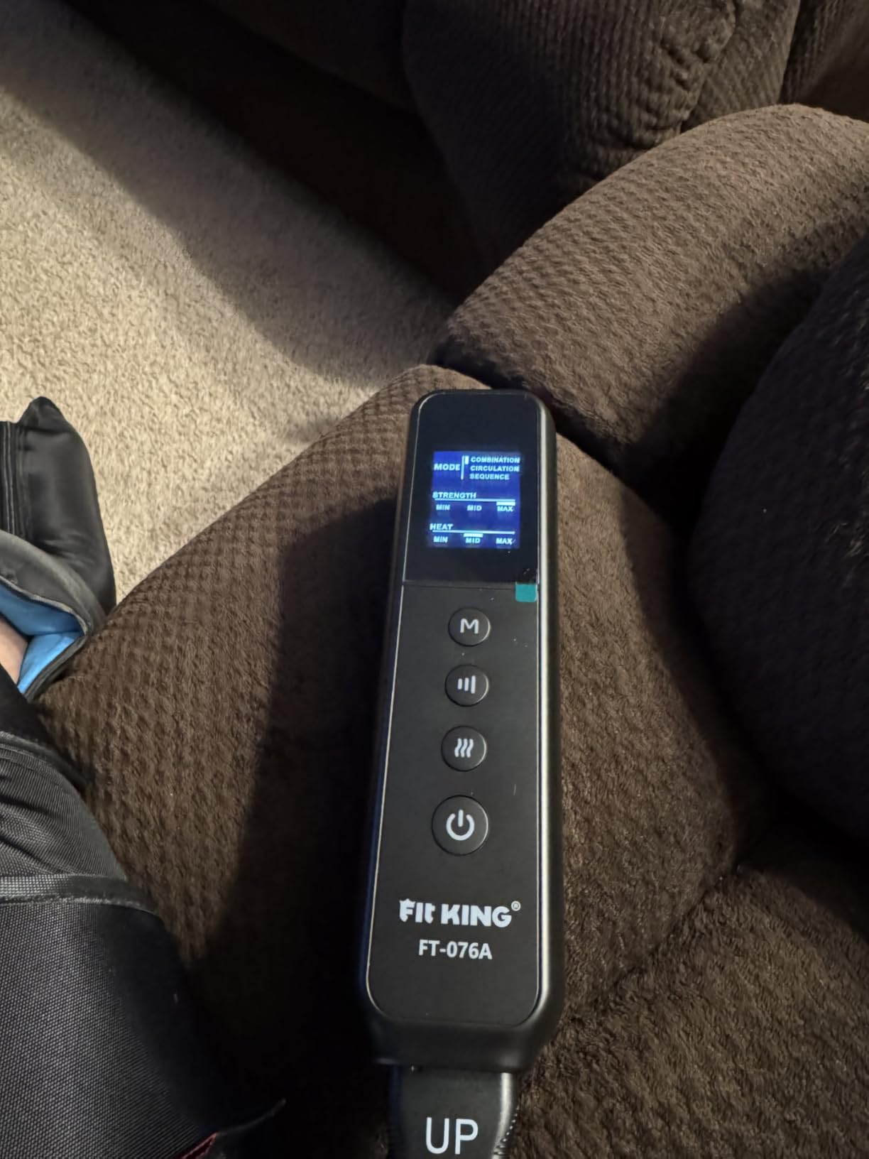 FIT KING Air Compression Leg Massager with Heat and Compression for Circulation and Pain Relief, Full Leg & Foot Massager for Swelling Edema RLS with Pressure Sensor LCD Display for Dad Mom Wife customer photo 1