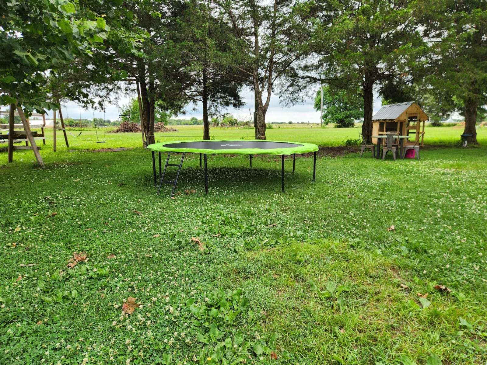 Jumpzylla Outdoor Trampoline with Net for Kids 8FT 10FT 12FT 14FT 15FT 16FT | ASTM-compliant trampoline with enclosure, non-slip ladder, rust-resistant galvanized steel frame, 8FT-16FT for kids & adults customer photo 2