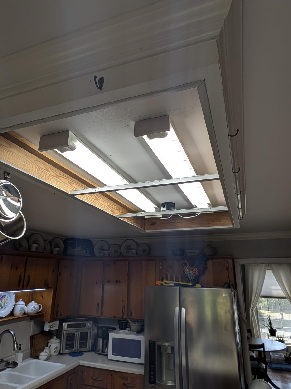 hykolity 4FT Linkable LED Shop Light for Garage, 4400LM, 5000K Daylight | 42W Utility Linkable Shop Light Fixture LED Workbench Shop Light with Plug, Hanging or Surface Mount, White - ETL, 2 Pack customer photo 1