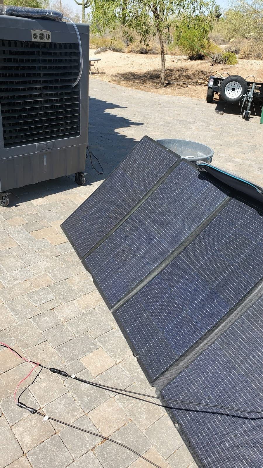 EF ECOFLOW 400W Portable Solar Panel, Foldable & Durabl | Complete with an Adjustable Kickstand Case, Waterproof IP68 for Outdoor Adventures customer photo 2