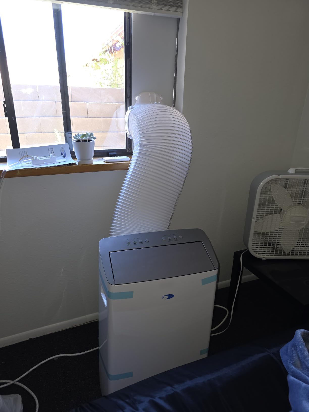 Whynter Portable Air Conditioner Inverter 14000 BTU Smart Wi-Fi ARC-1230WN | Built In Dehumidifier with Auto Drain, Cool, Dehumidify and Fan Modes, Cools and Dehumidifies Rooms with Easy Setup customer photo 1
