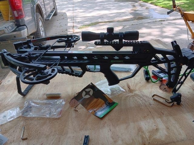 CenterPoint Wrath 430 FPS 200 LBS Compound Crossbow - 9 Inch Cocked Bullpup with Silent Crank customer photo 2