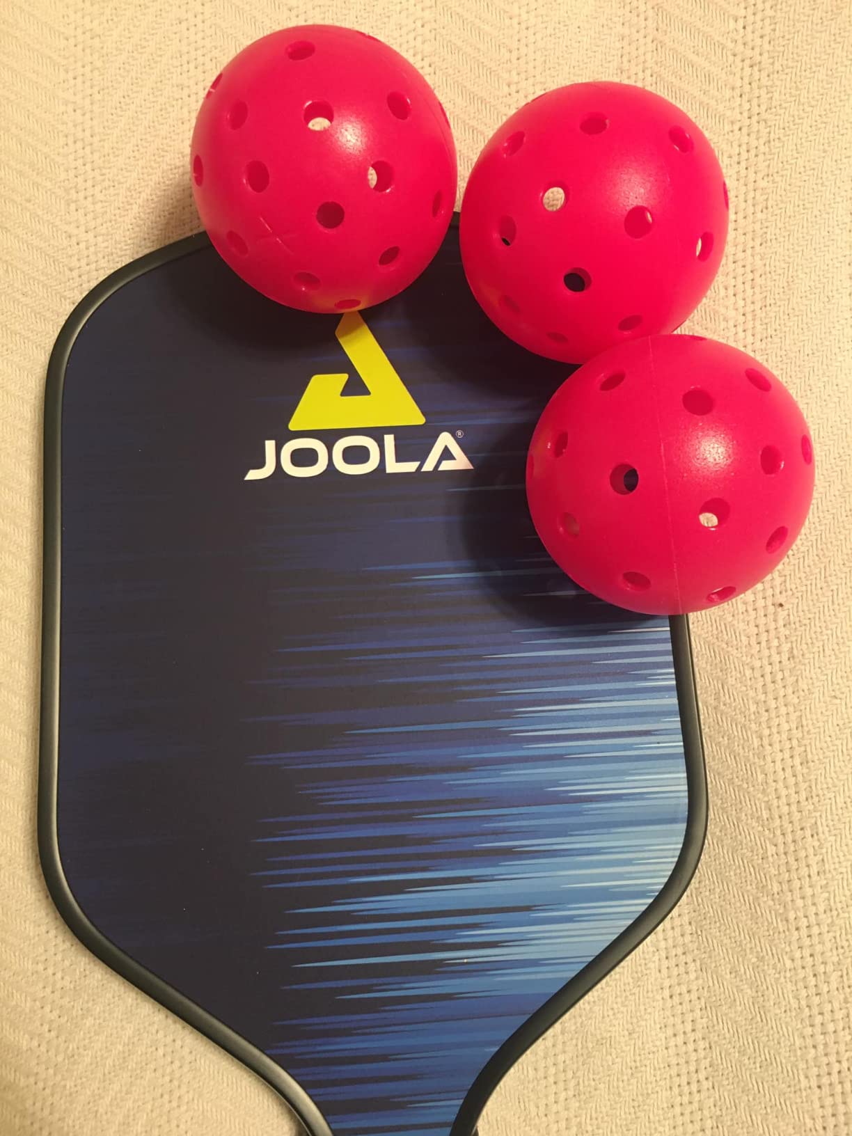 JOOLA Ben Johns Hyperion Pickleball Paddle - Select Raw Carbon Surface or Carbon Abrasion Surface for Increased Power and Spin - Elongated Grip Handle - Carbon Fiber Pickleball Paddle - USAP Approved customer photo 1
