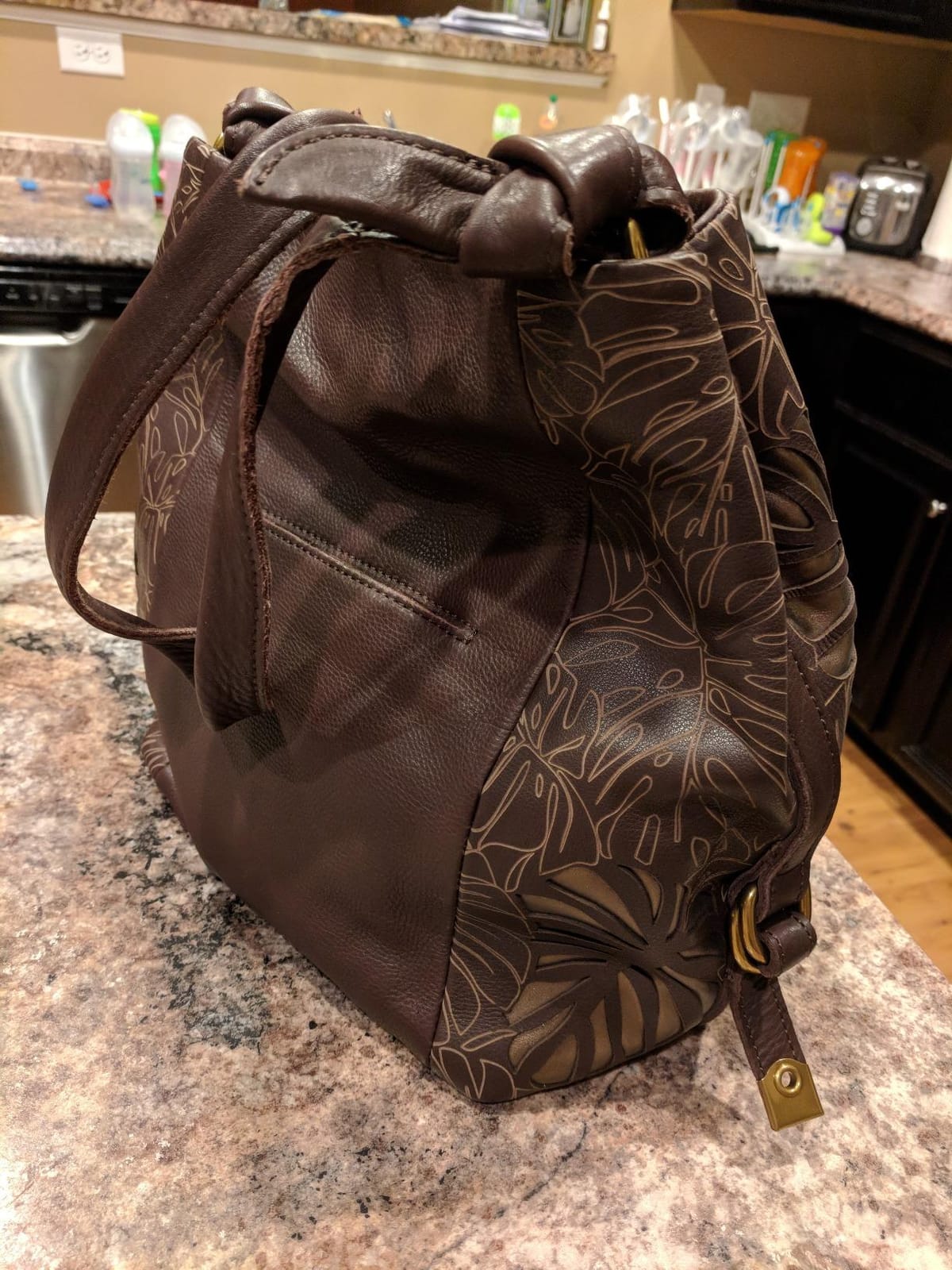 The Sak Lucia Leather Crossbody Purse, Zipper Closure with Adjustable Strap customer photo 1