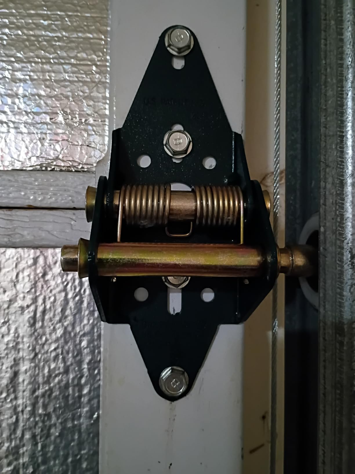Garage Door Hinge - Energy Saving, 4 Panel Doors 12' Wide & Over, MFG# C4416-40 (Clopay) customer photo 1