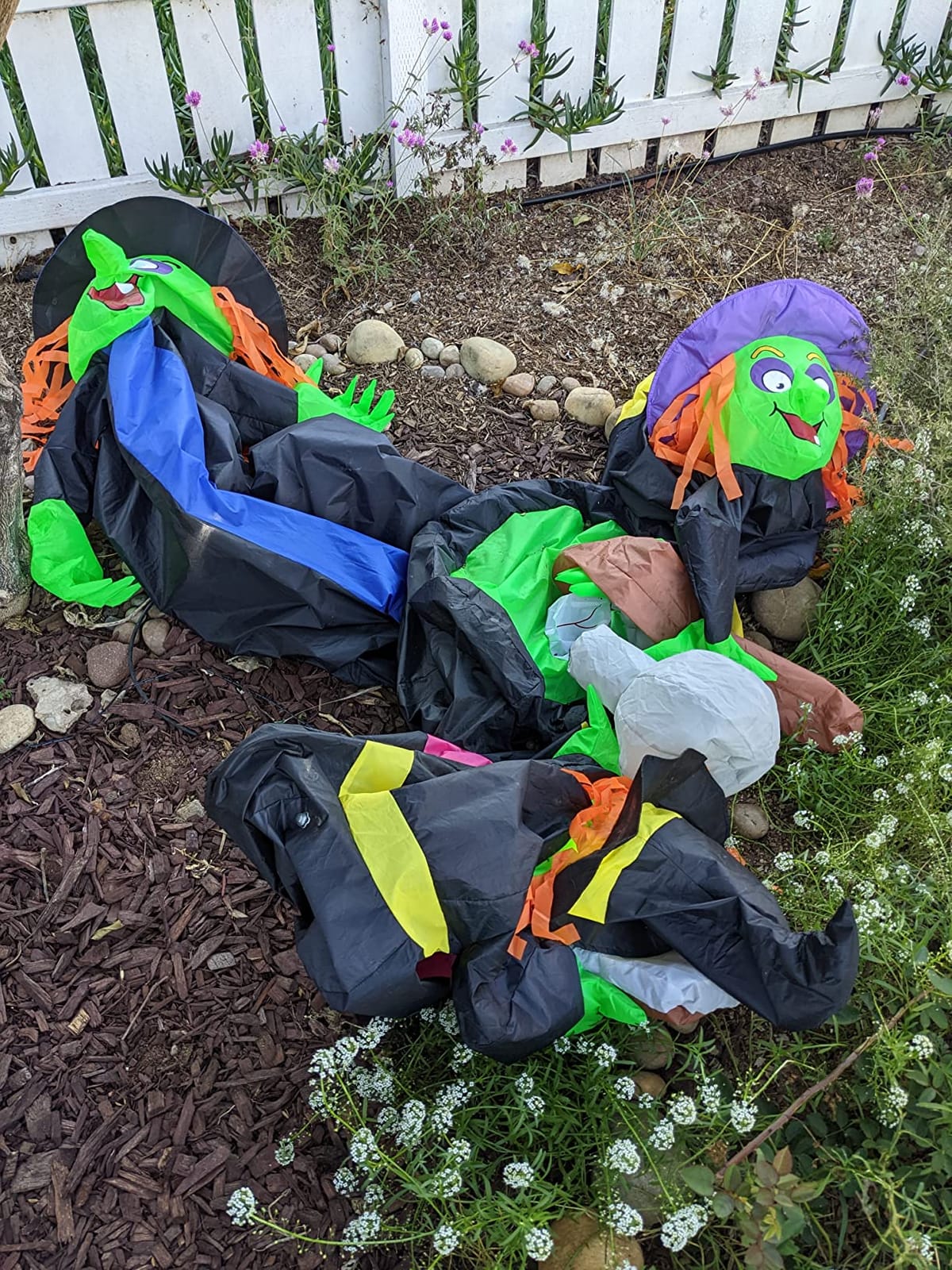 Halloween Inflatables Outdoor Decorations, 6 Feet 3 Witches, LED Lights, Blow up Lighted Yard Lawn Home Family Decorations customer photo 2