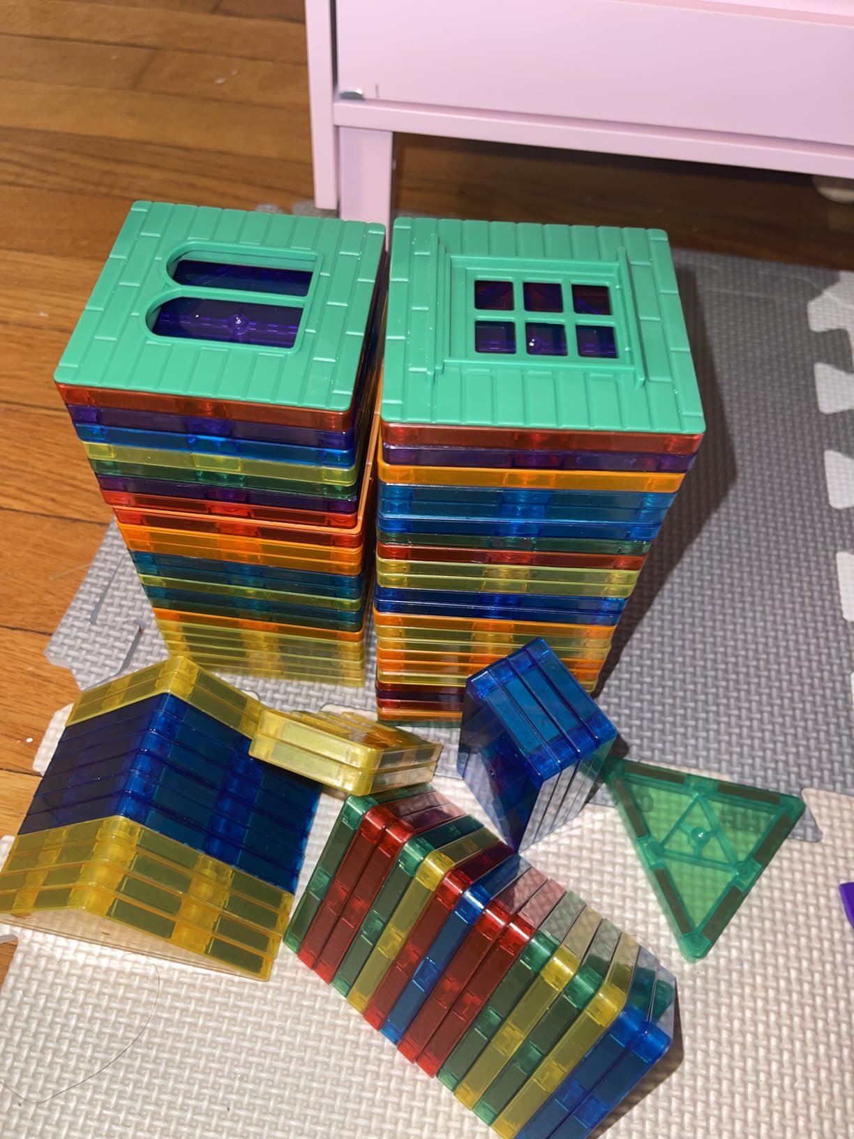 FNJO Magnetic Tiles, 100PCS Building Blocks, STEM Magnets Building Toy Set, Preschool Kindergarten Construction Stacking Toy, School Teacher Supplies, Classroom Must Haves customer photo 1
