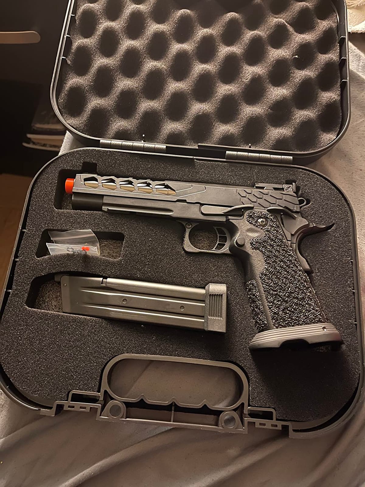 Lancer Tactical Airsoft Pistol STRYK Hi-Capa 5.1/4.3 Full Metal Gas Blowback 330 FPS customer photo 2