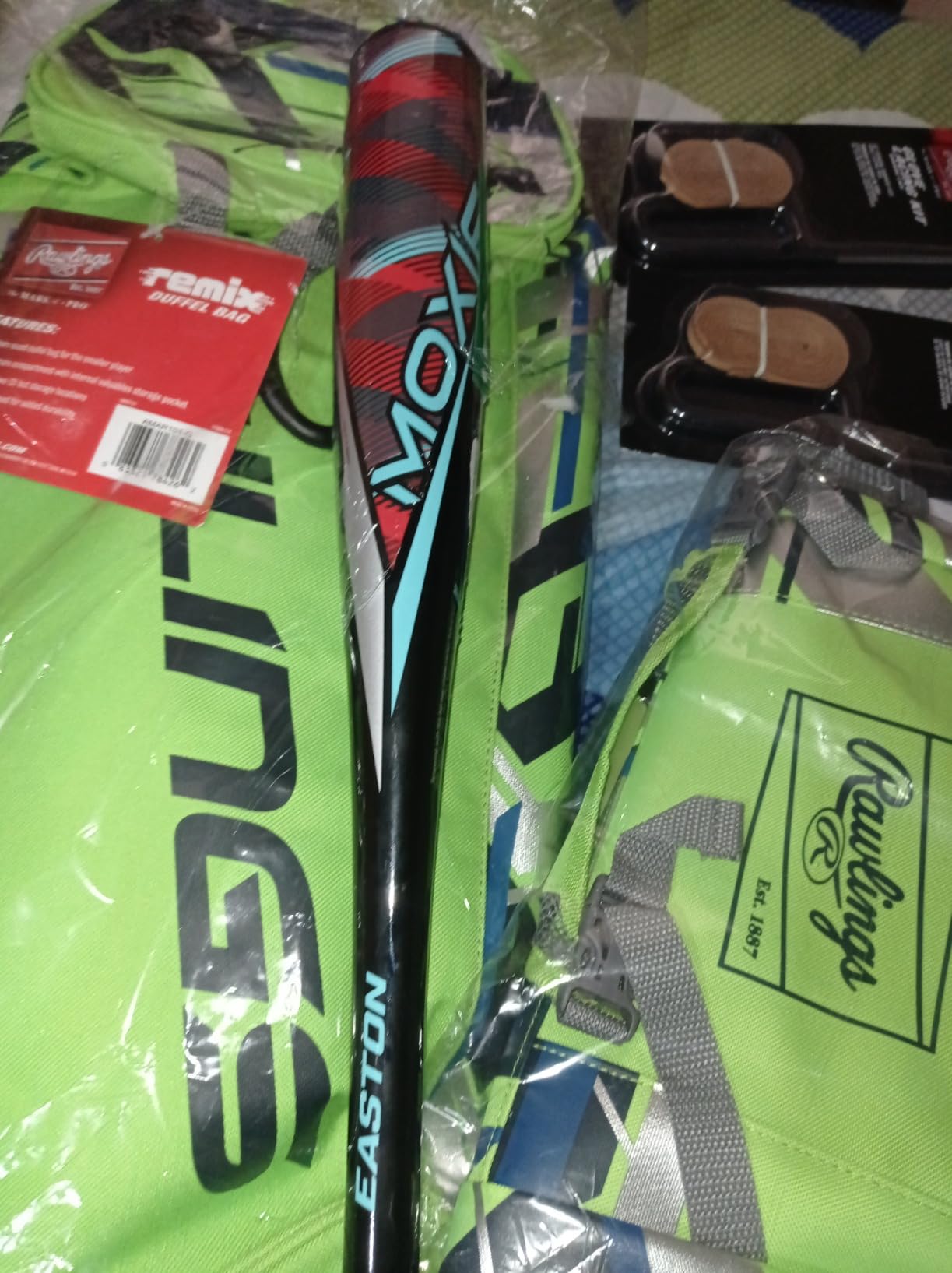 Easton Moxie Baseball Bat | USA | -12 Drop | 2 1/4 Barrel | 1 Pc. Aluminum customer photo 1