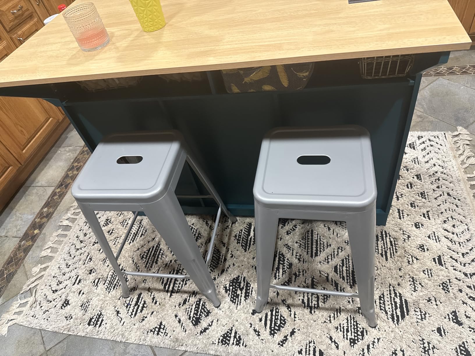 24 Inch Metal Bar Stools Set of 4, Stackable for Indoor Outdoor, Black | No Assembly, Waterproof & Rustproof, 300LBS Capacity, Space-Saving Stackable, Backless, Easy to Move, Non-Slip Feet customer photo 1